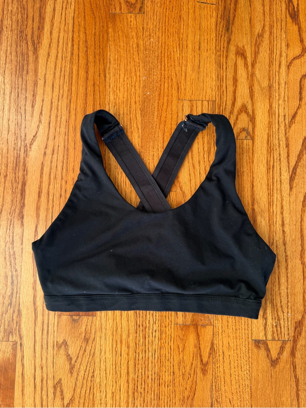 Black Women's Strappy Sports Bra